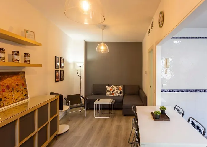 Apartment Jose Gestoso Urban *